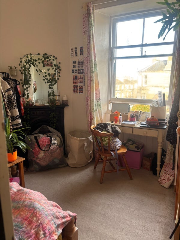 Room Montgomery Street in City of Edinburgh