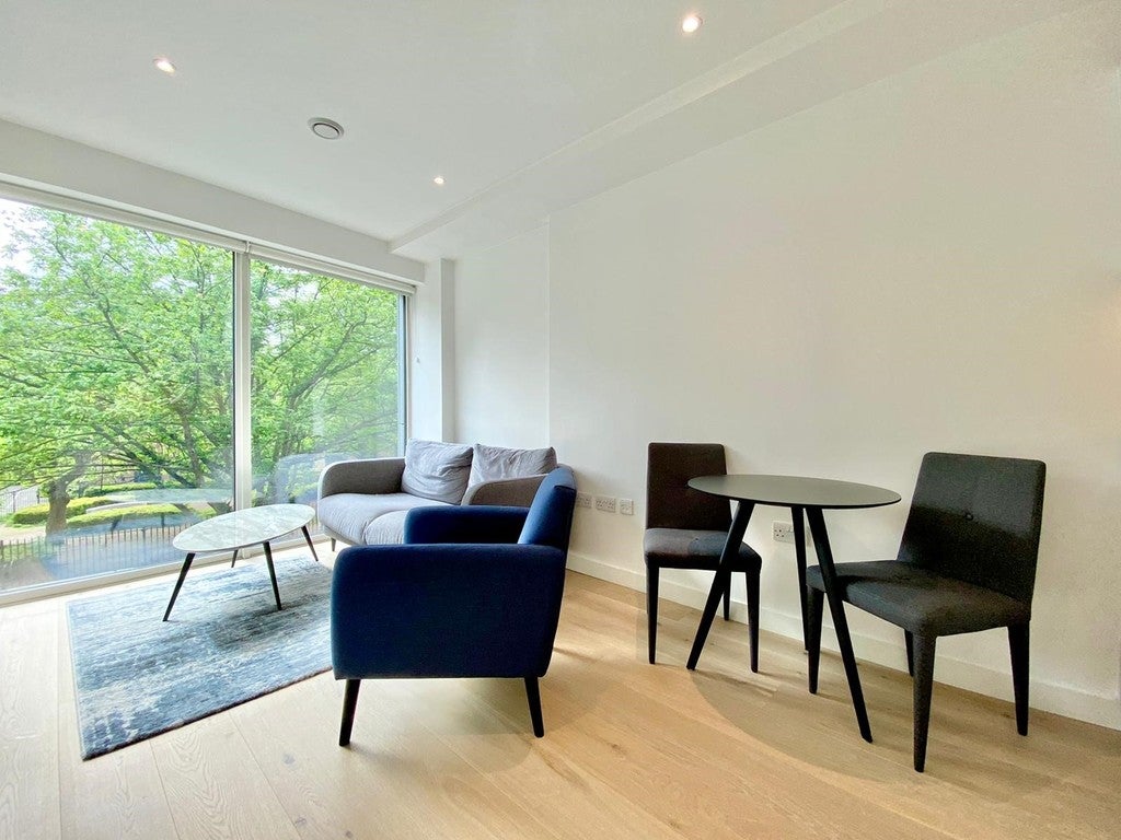 Flat Rodney Street in Greater London