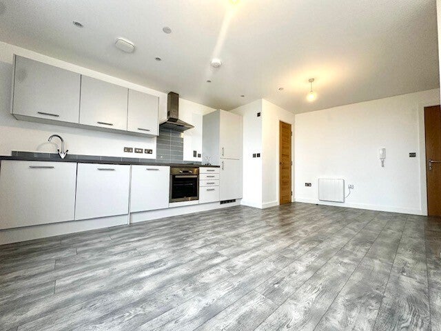 Flat Coventry Road in Birmingham