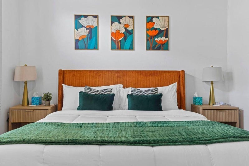 Room Ravensdon Street in Greater London