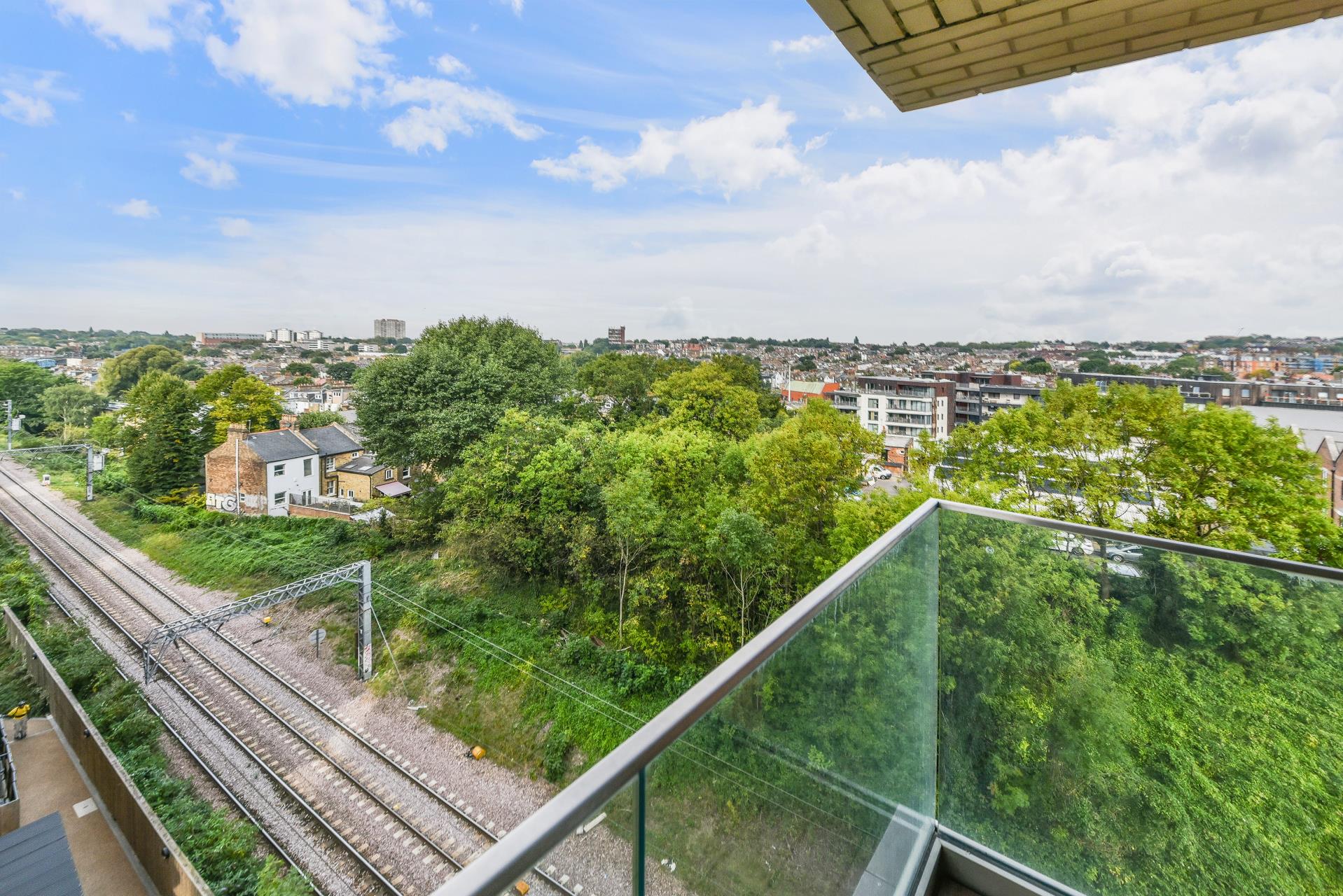 Flat Heritage Lane in Greater London