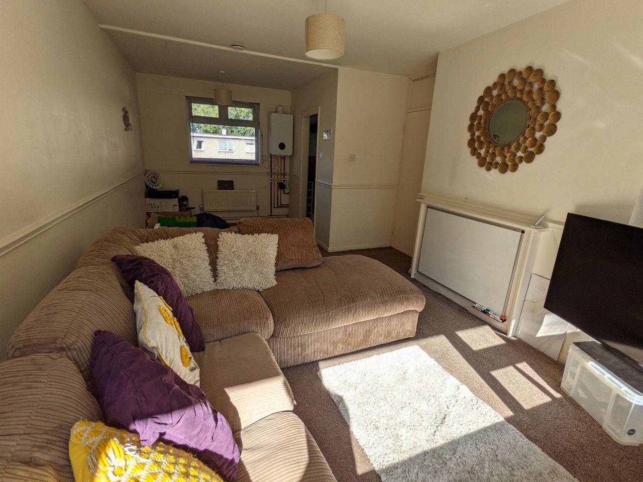 Flat Dacca Street in Greater London