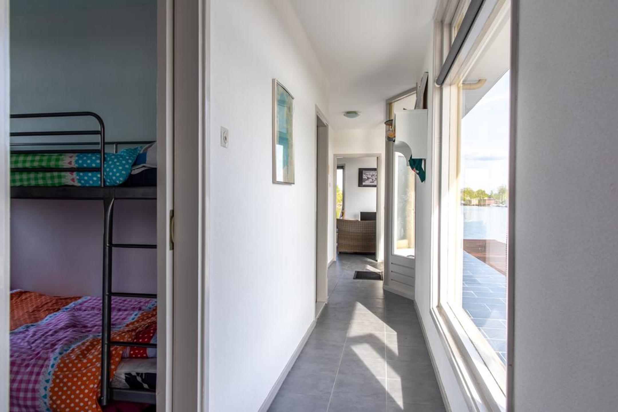 Vrijstaande woning te koop: De Plassen Noord 283, Breukelen