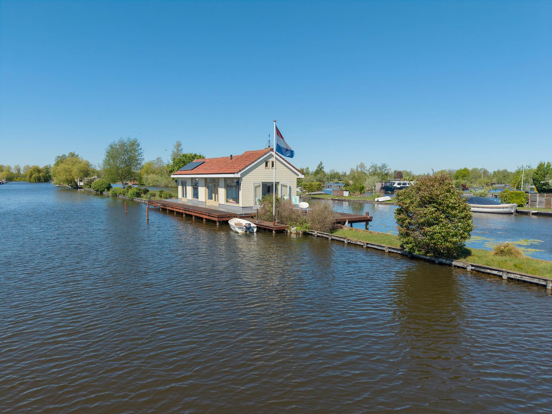 Vrijstaande woning te koop: De Plassen Noord 283, Breukelen