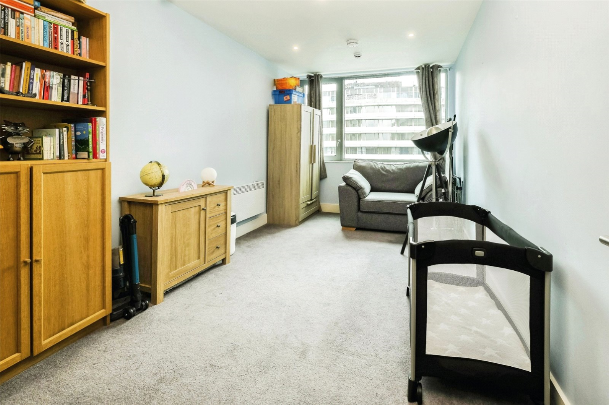 Flat Fazakerley Street in Liverpool