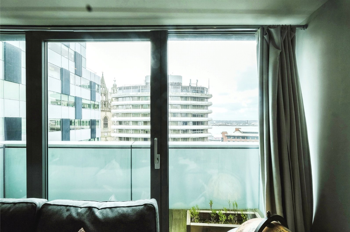 Flat Fazakerley Street in Liverpool
