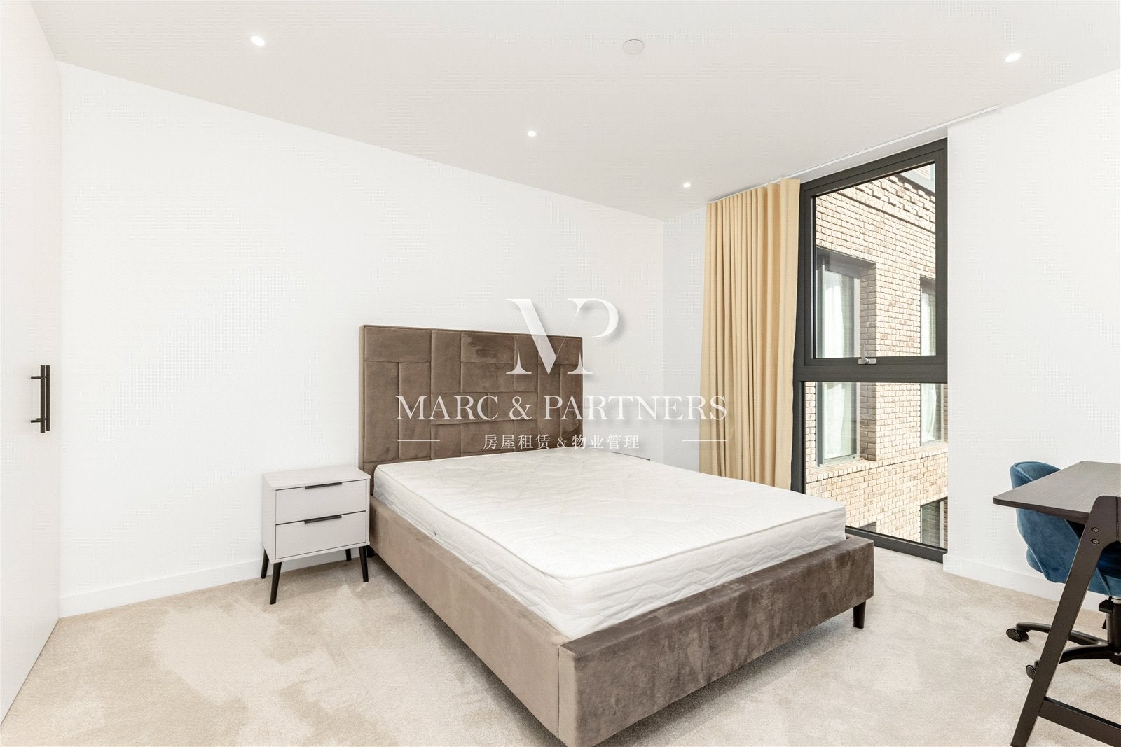 Flat Woodberry Down in London
