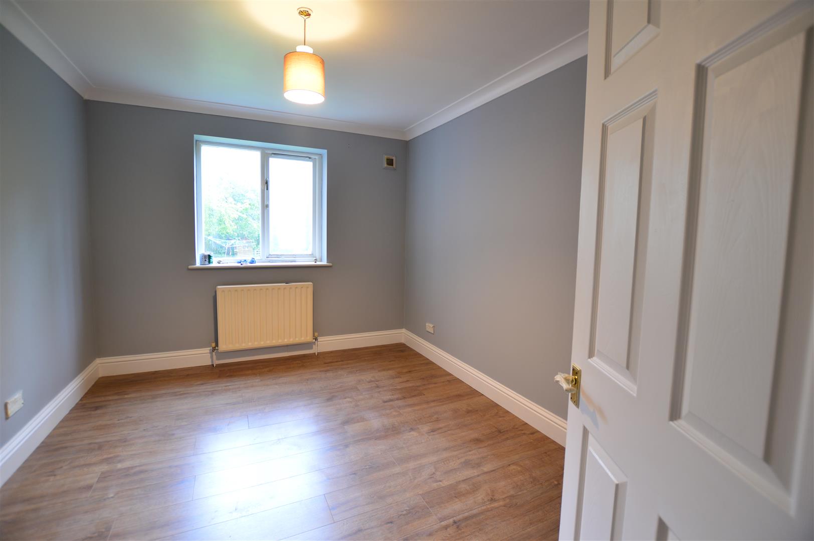 Flat Cippenham Lane in Slough