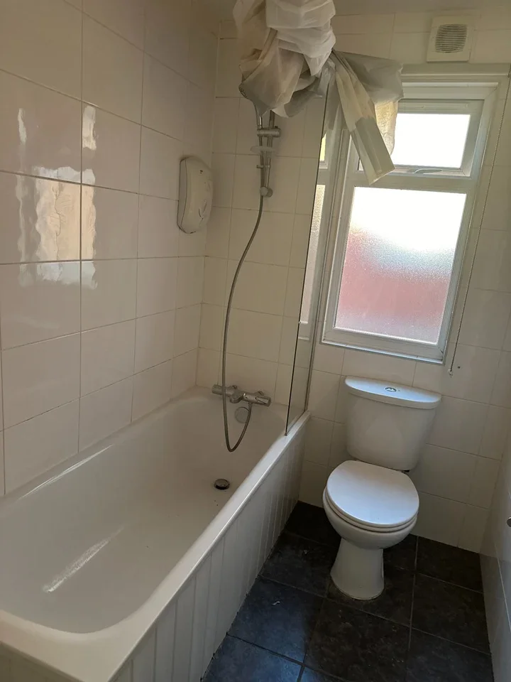 Flat Audley Road in Greater London