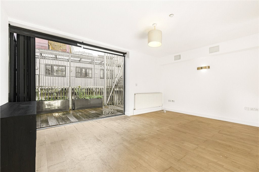 House Gillett Place in Greater London