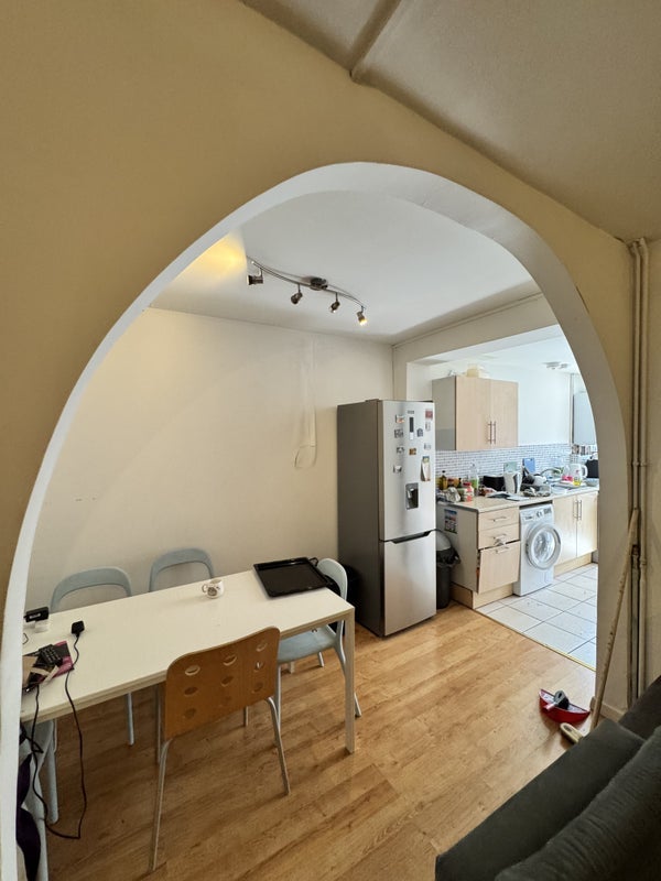 Room Lilac Street in Greater London