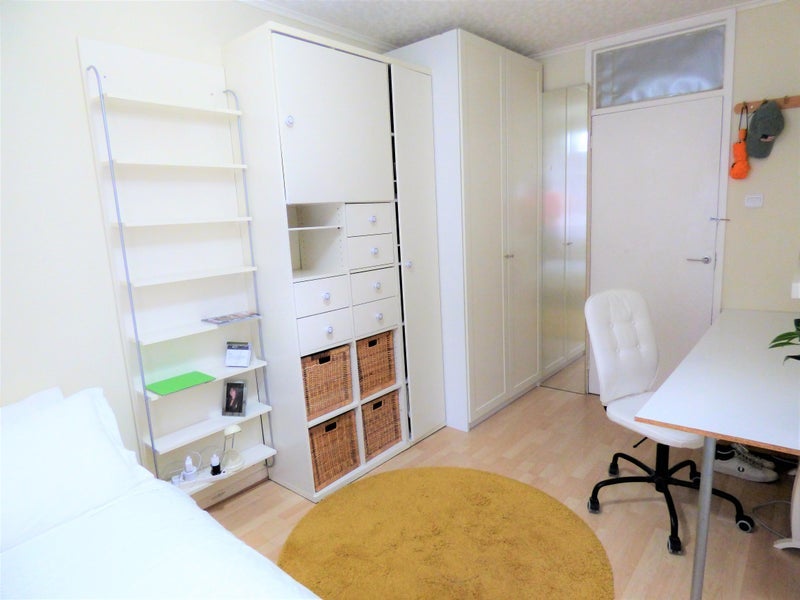 Room Boston Place in City of Westminster