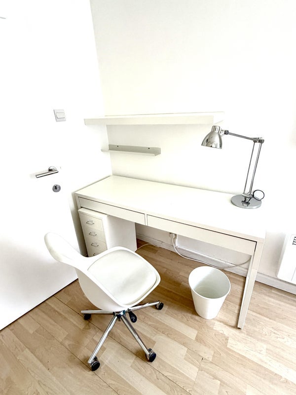 Room Boston Place in City of Westminster