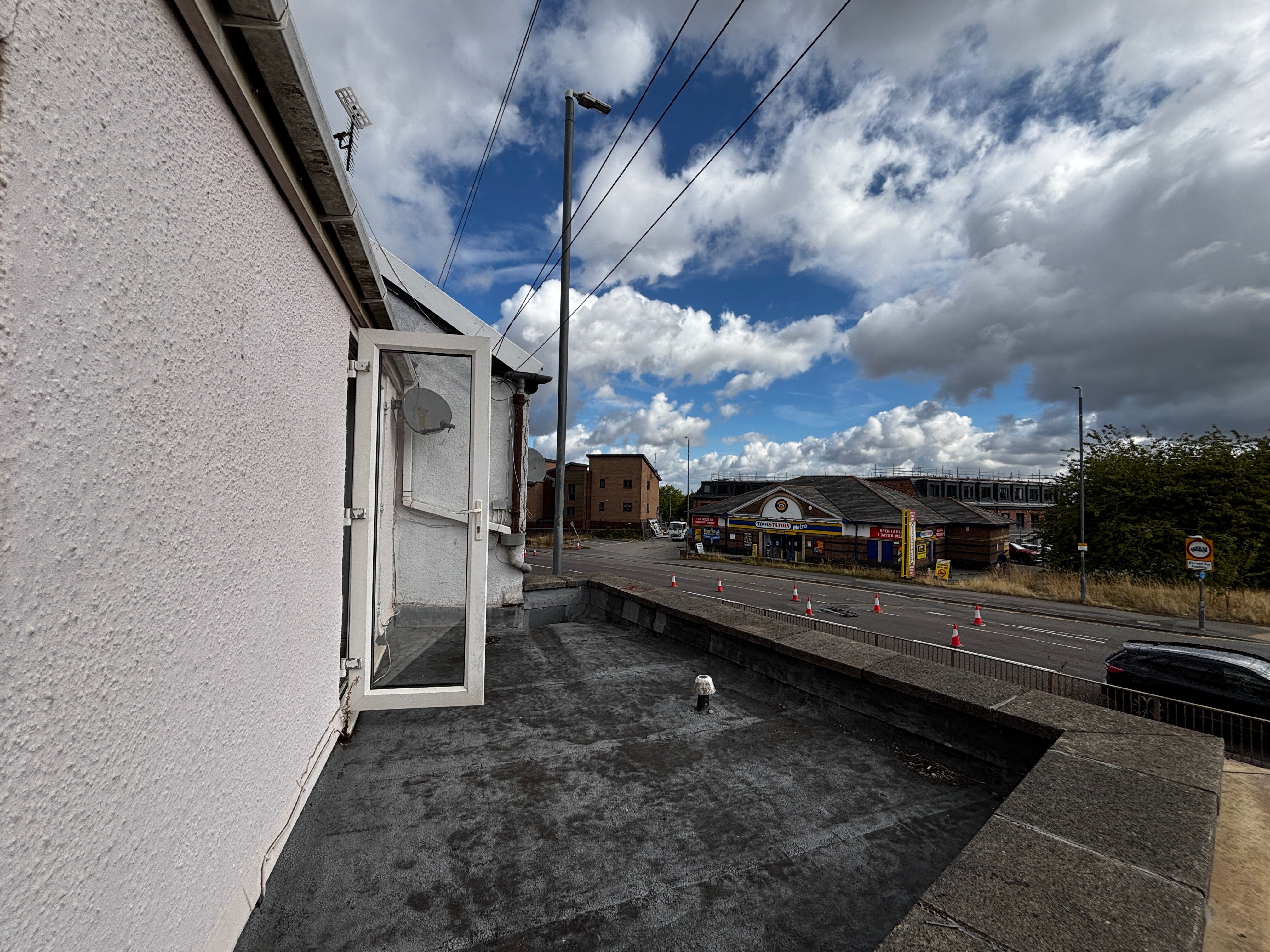 Flat Gloucester Road North in Bristol