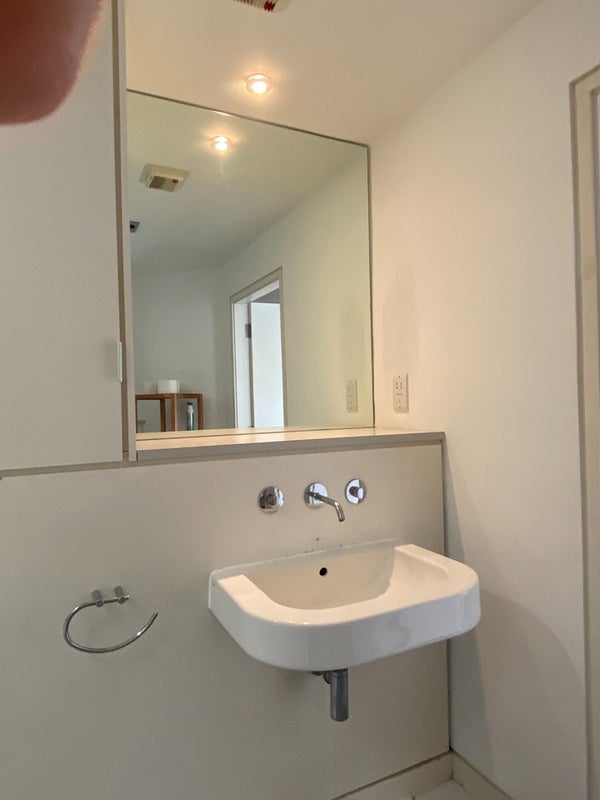 Flat Lansdowne Lane in Greater London