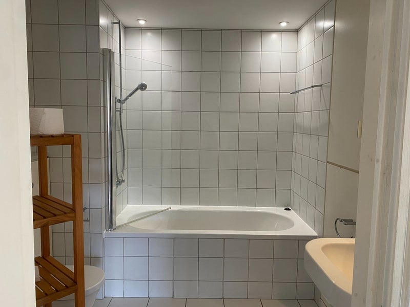 Flat Lansdowne Lane in Greater London