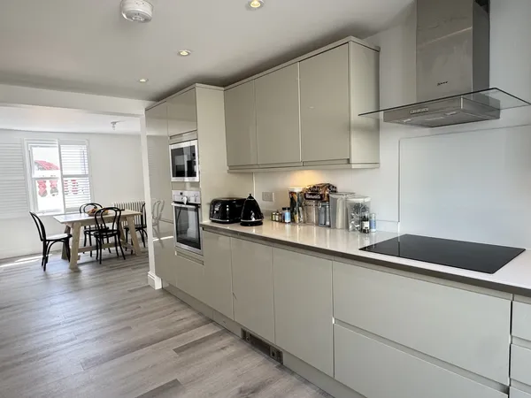 Flat Grecian Road in Tunbridge Wells