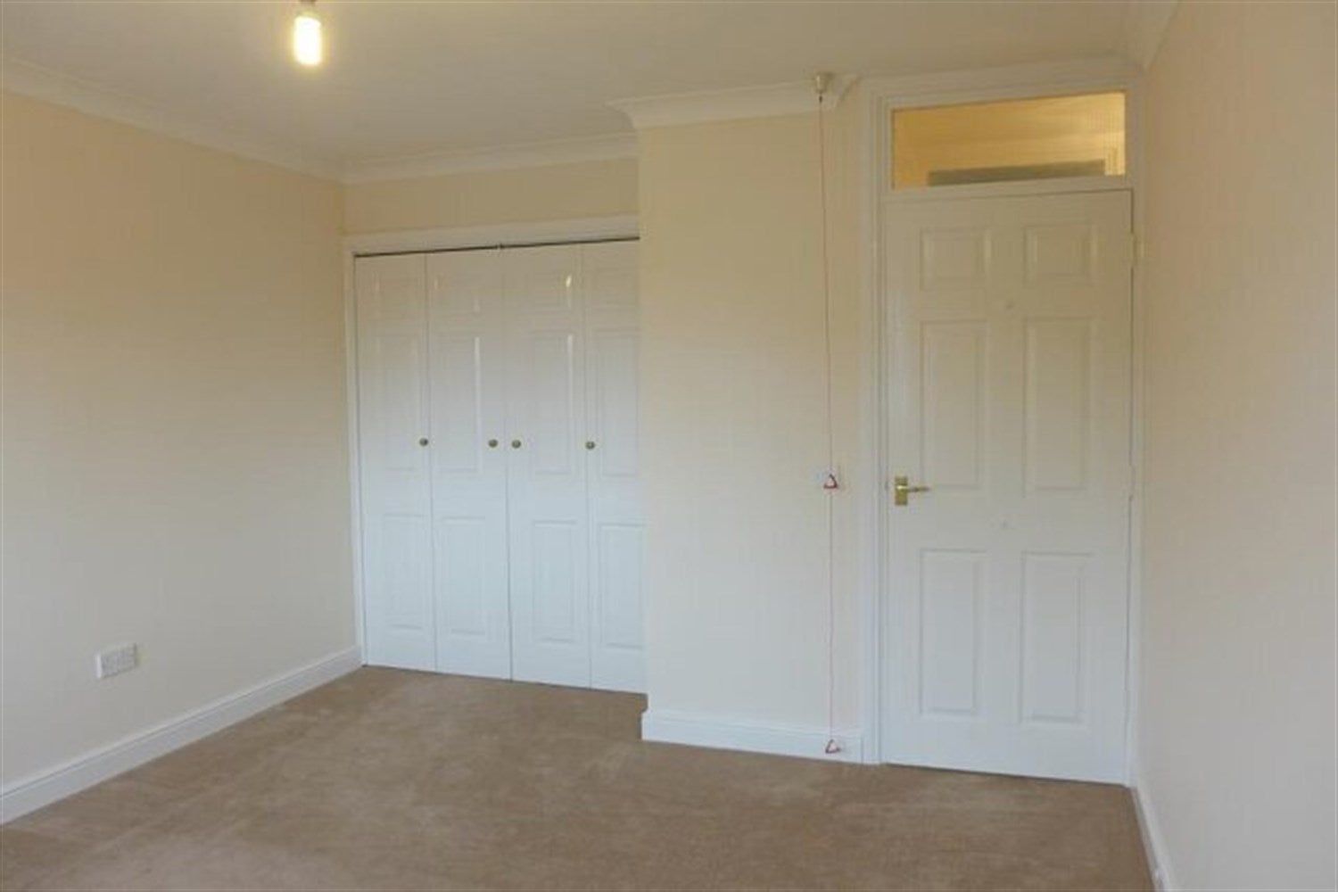 Flat Weymouth Avenue in Gosport