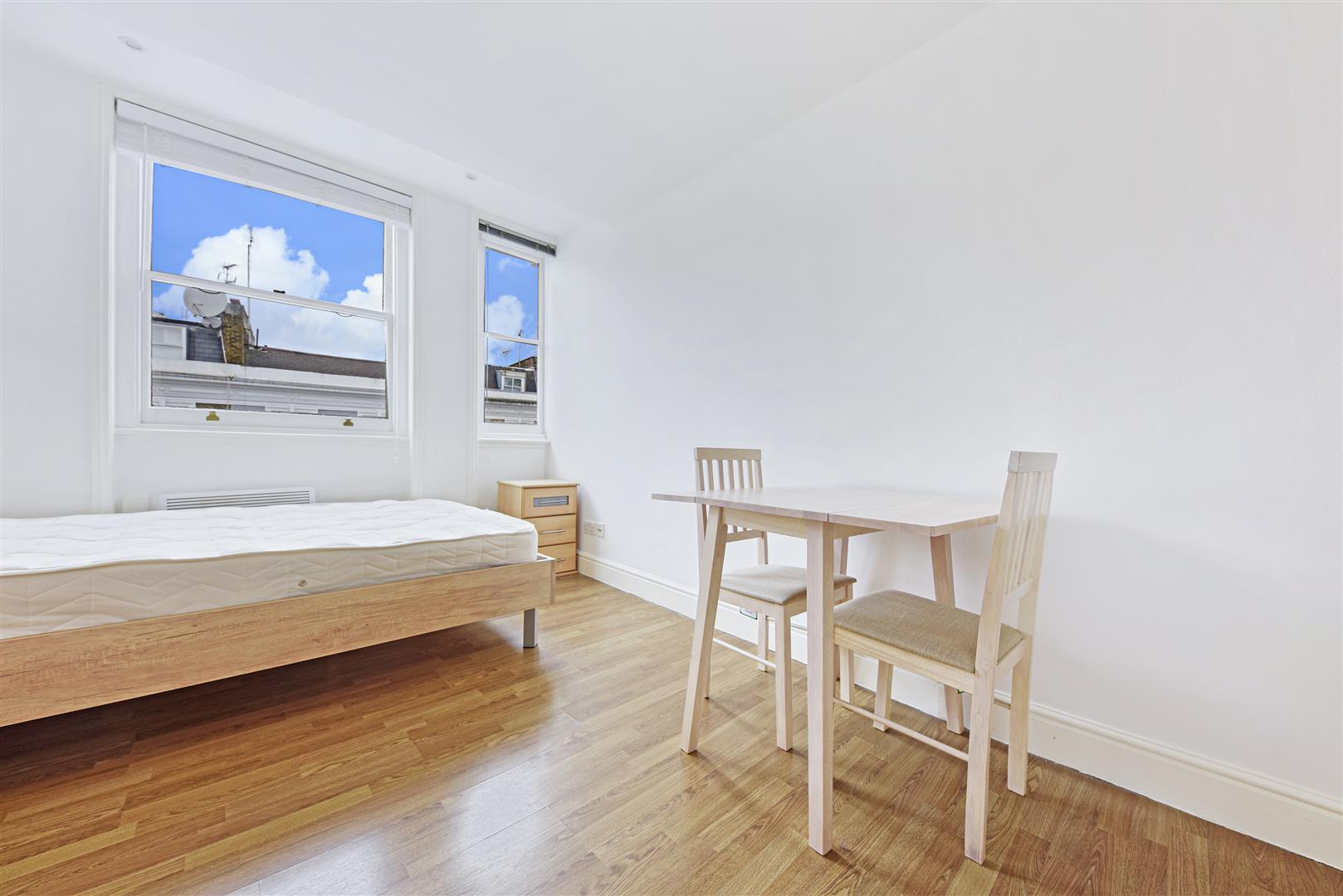 Flat Collingham Place in Greater London