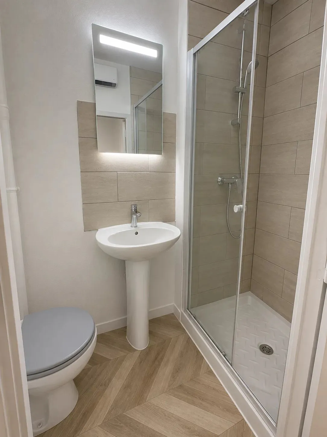 Flat Chemin de Chomier in Le Chambon-sur-Lignon