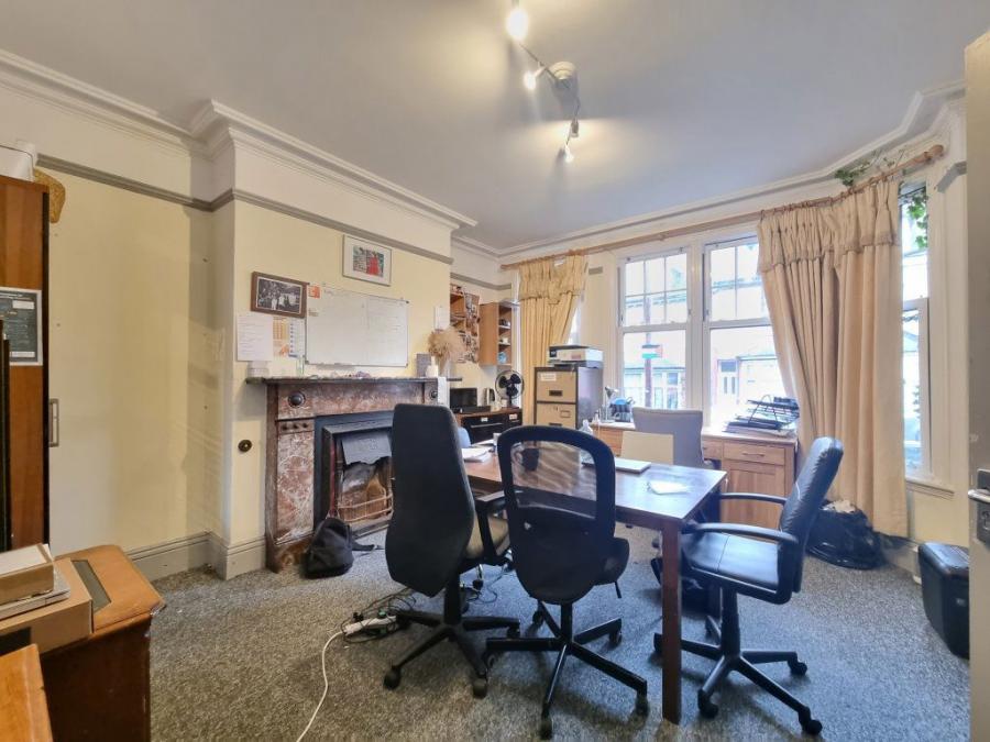 Room Tennyson Street in Leicester