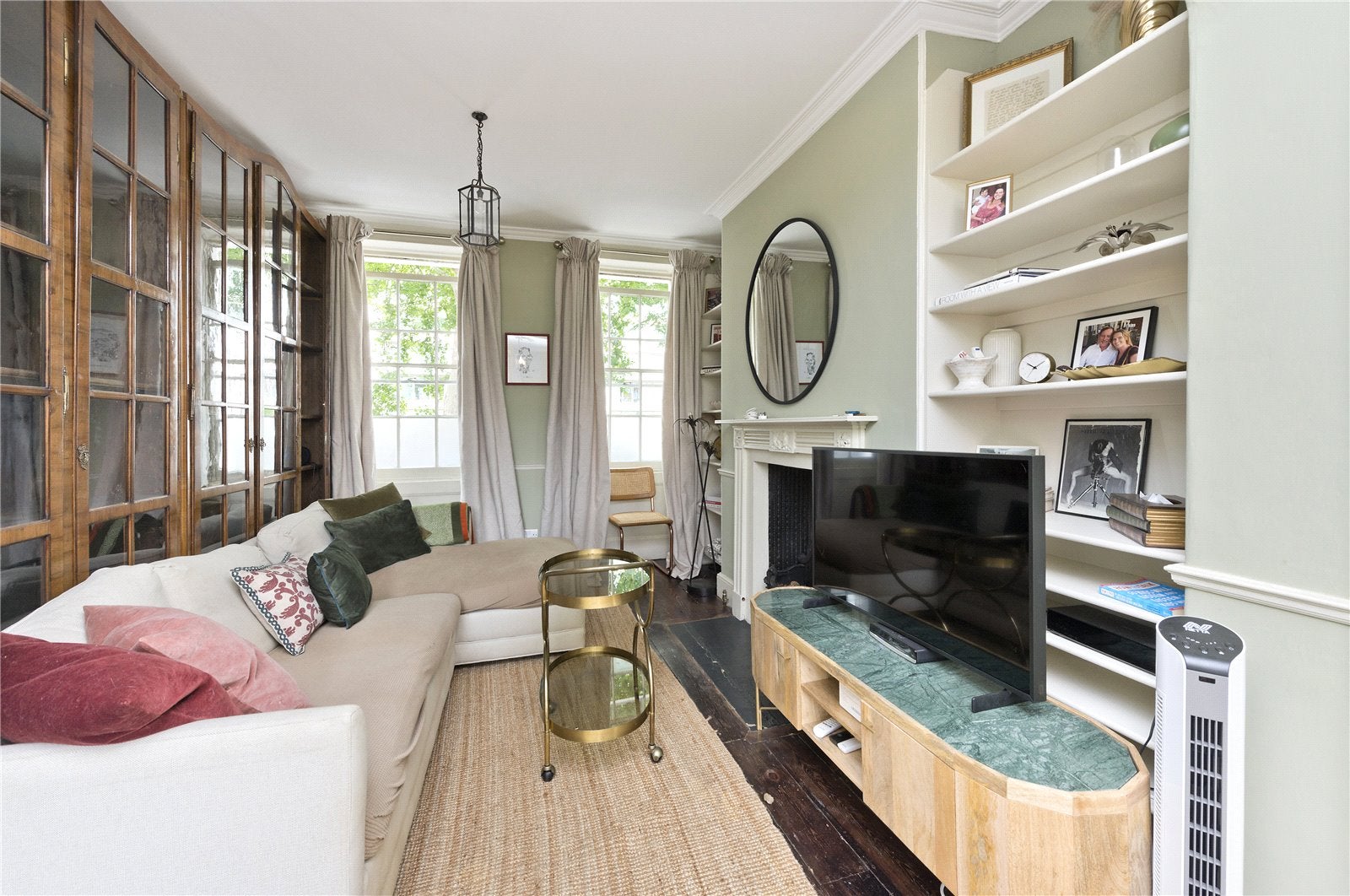 House Addison Bridge Place in Greater London