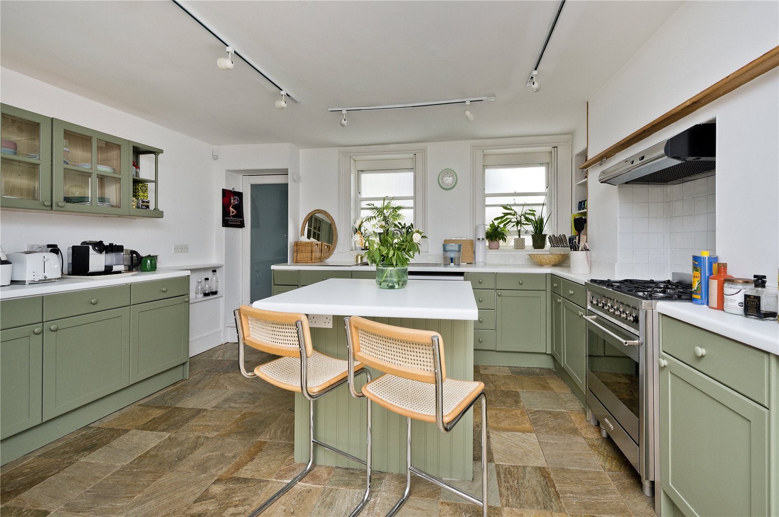 House Addison Bridge Place in Greater London