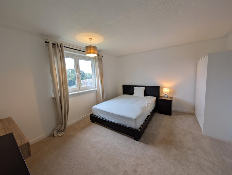 Room Wester Drylaw Avenue in City of Edinburgh