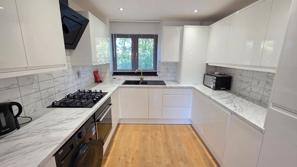 House Swallowfield in Peterborough