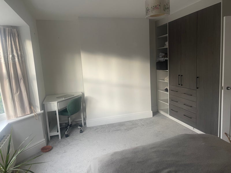 Room Rugby Road in Royal Leamington Spa
