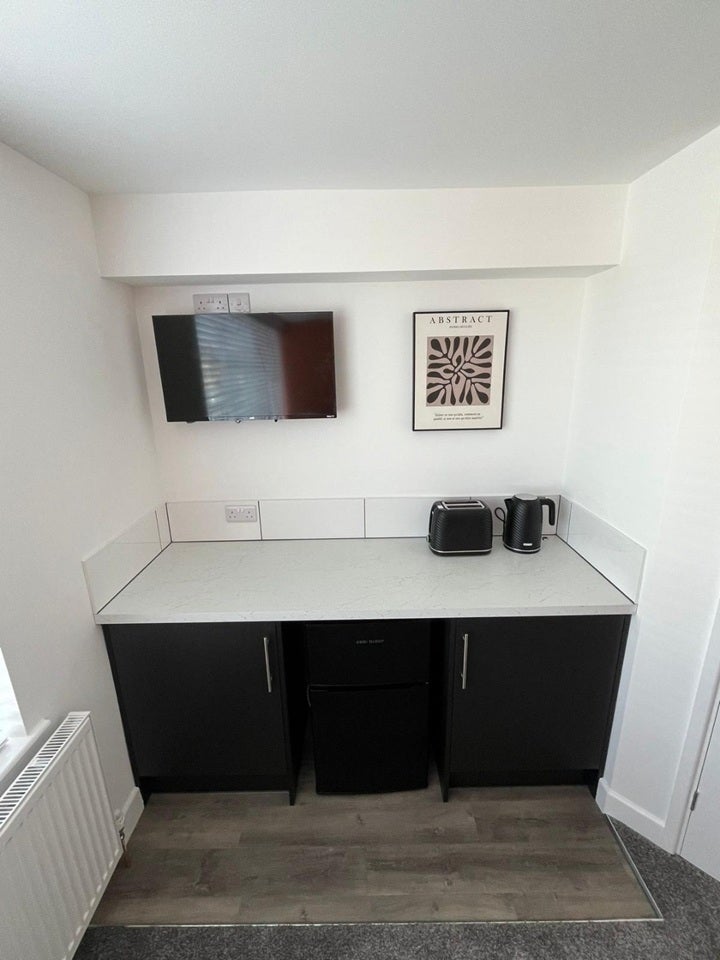 Room Carron Close in Corby