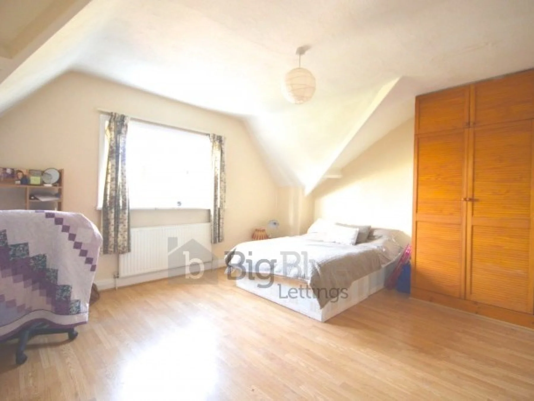 Room Hanover Square in Leeds