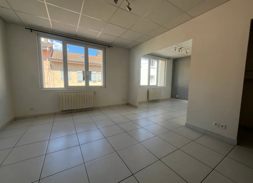 Flat Rue Neuve in Saint-Laurent-sur-Saône