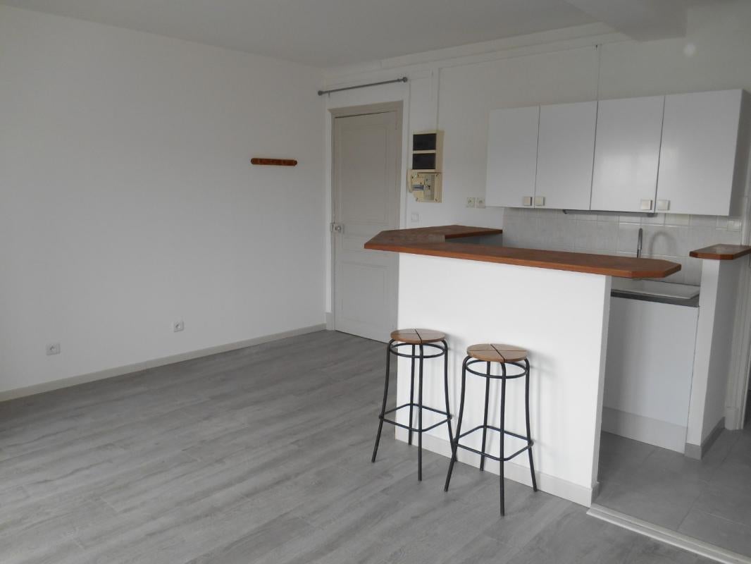 Flat Rue du Faubourg des Trois-Maisons in Nancy