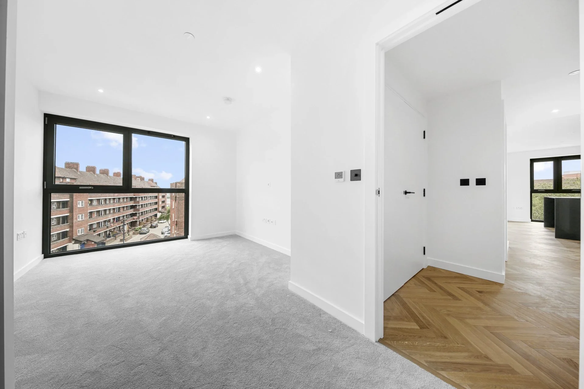 Flat Felar Walk in Greater London