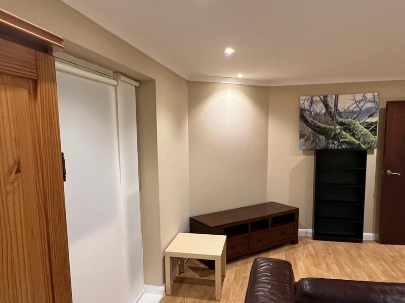 Room Brickfield Road in Greater London