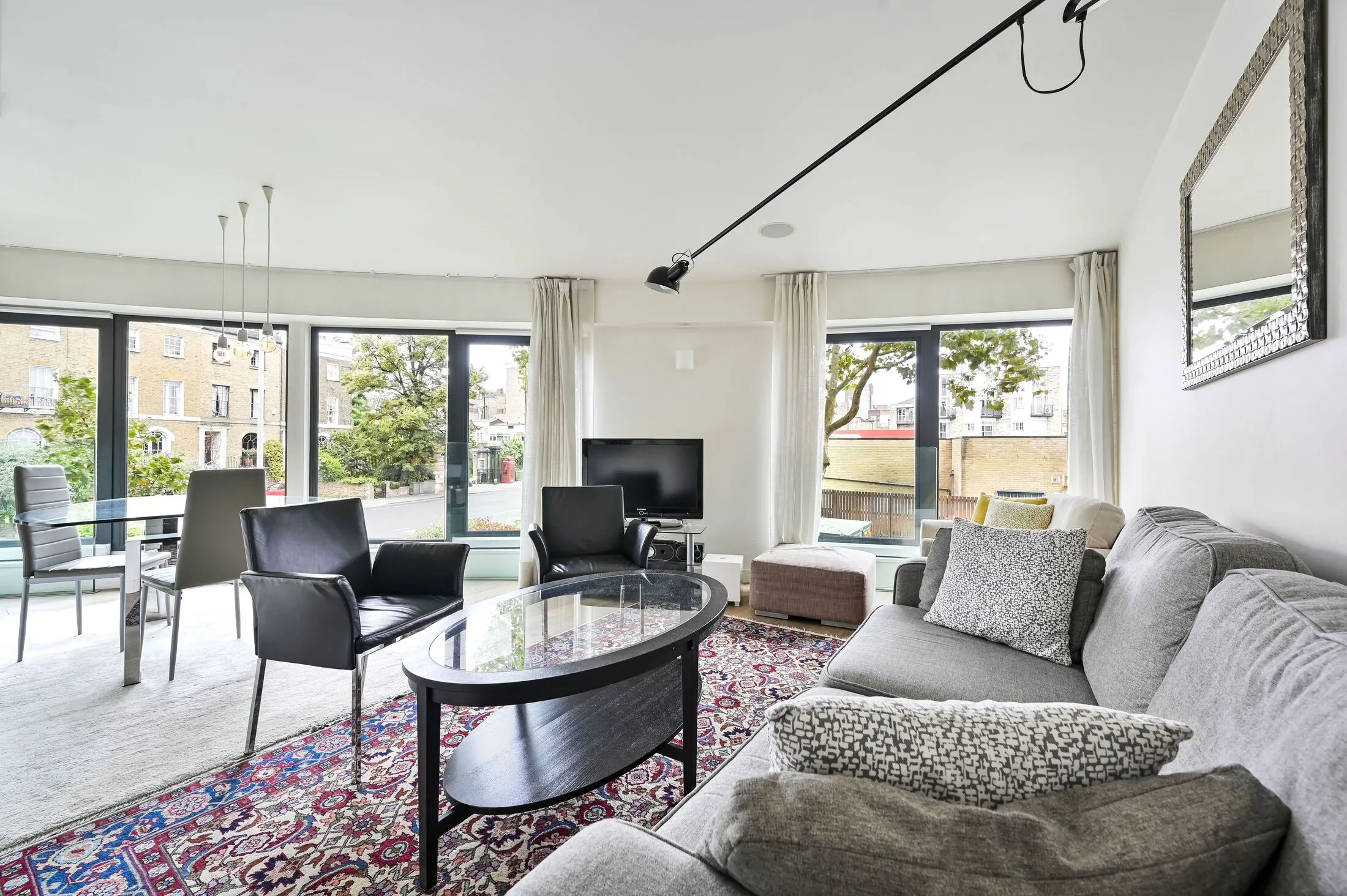 Flat Fulham Road in Greater London