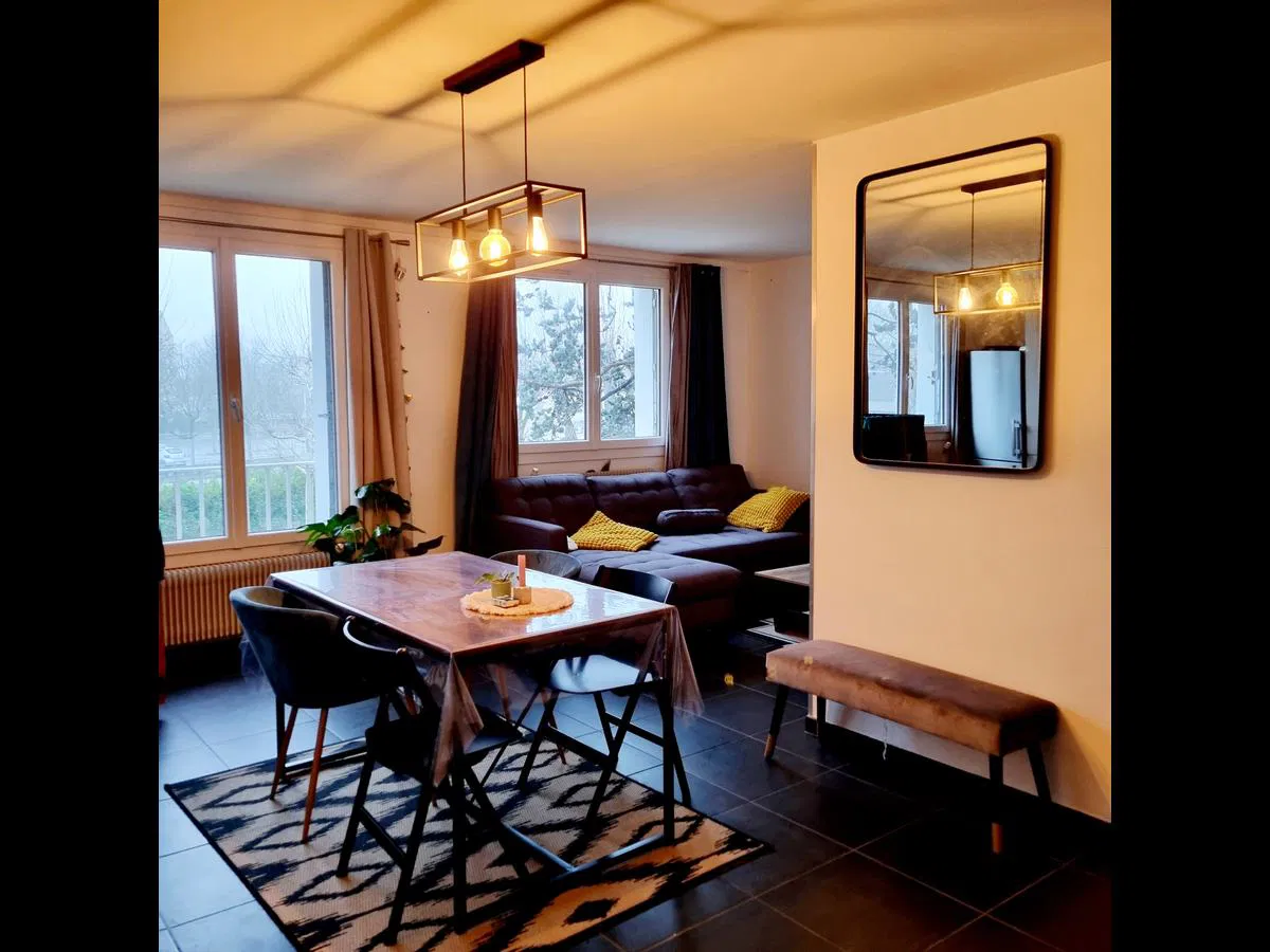 Appartement Rue Robert Caumont à Bordeaux
