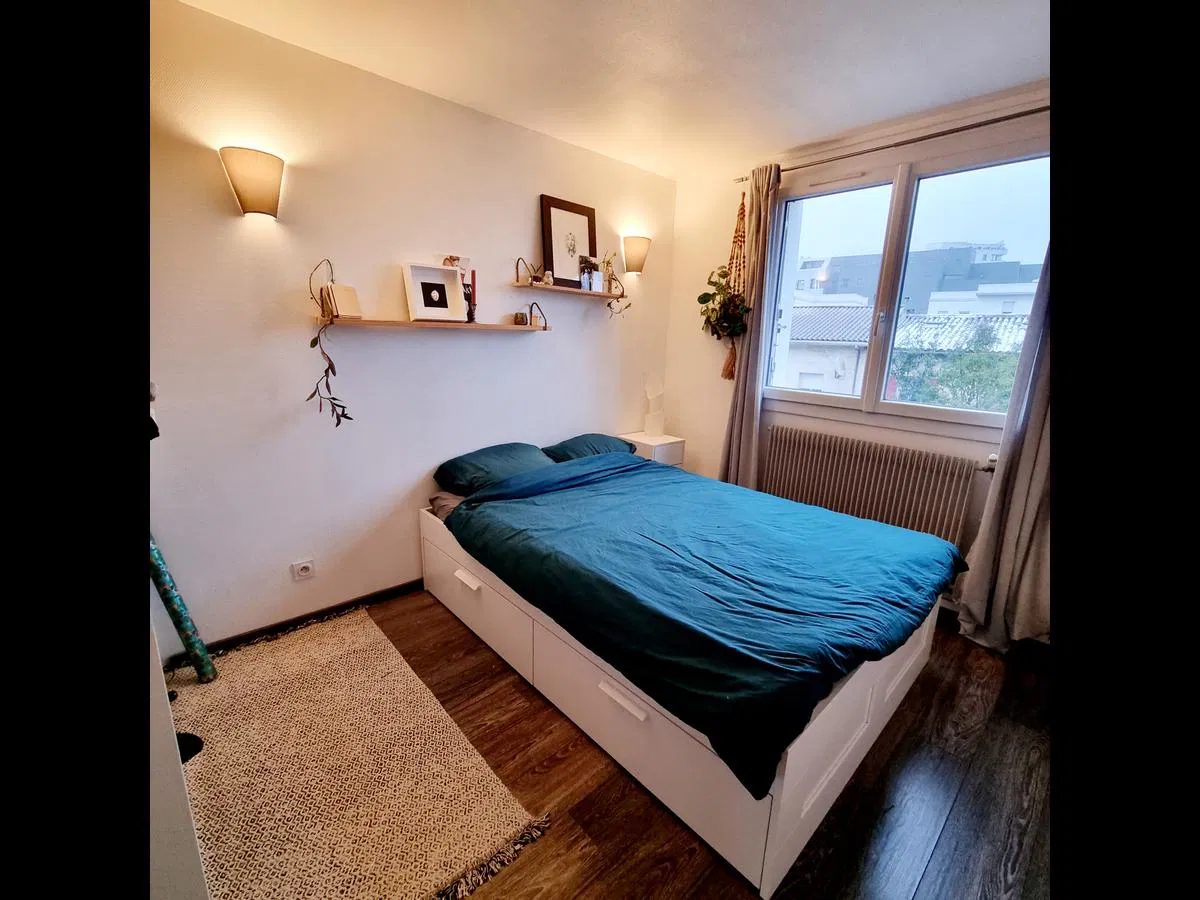 Appartement Rue Robert Caumont à Bordeaux