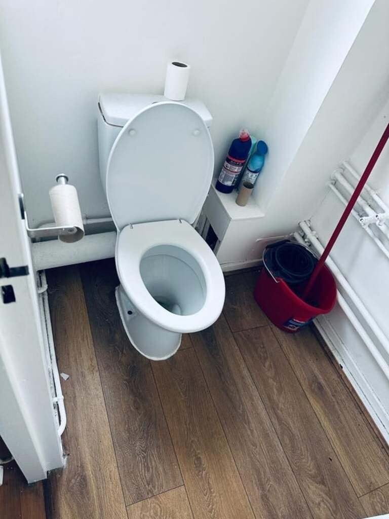 Room Carrol Close in Greater London