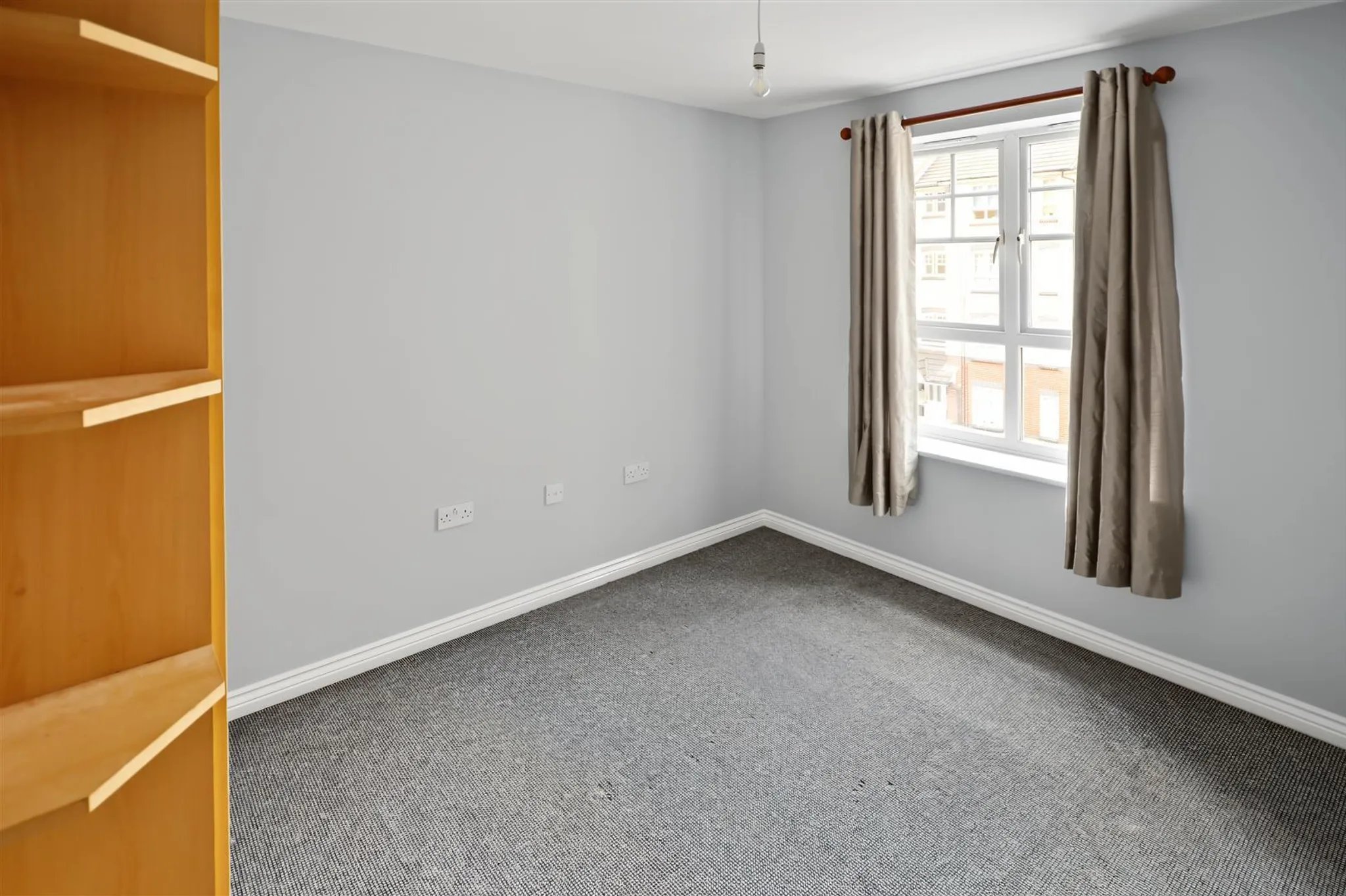 Flat Beckets View in Northampton