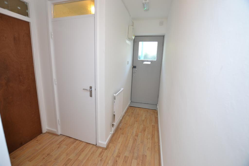 Room Beccles Street in Greater London