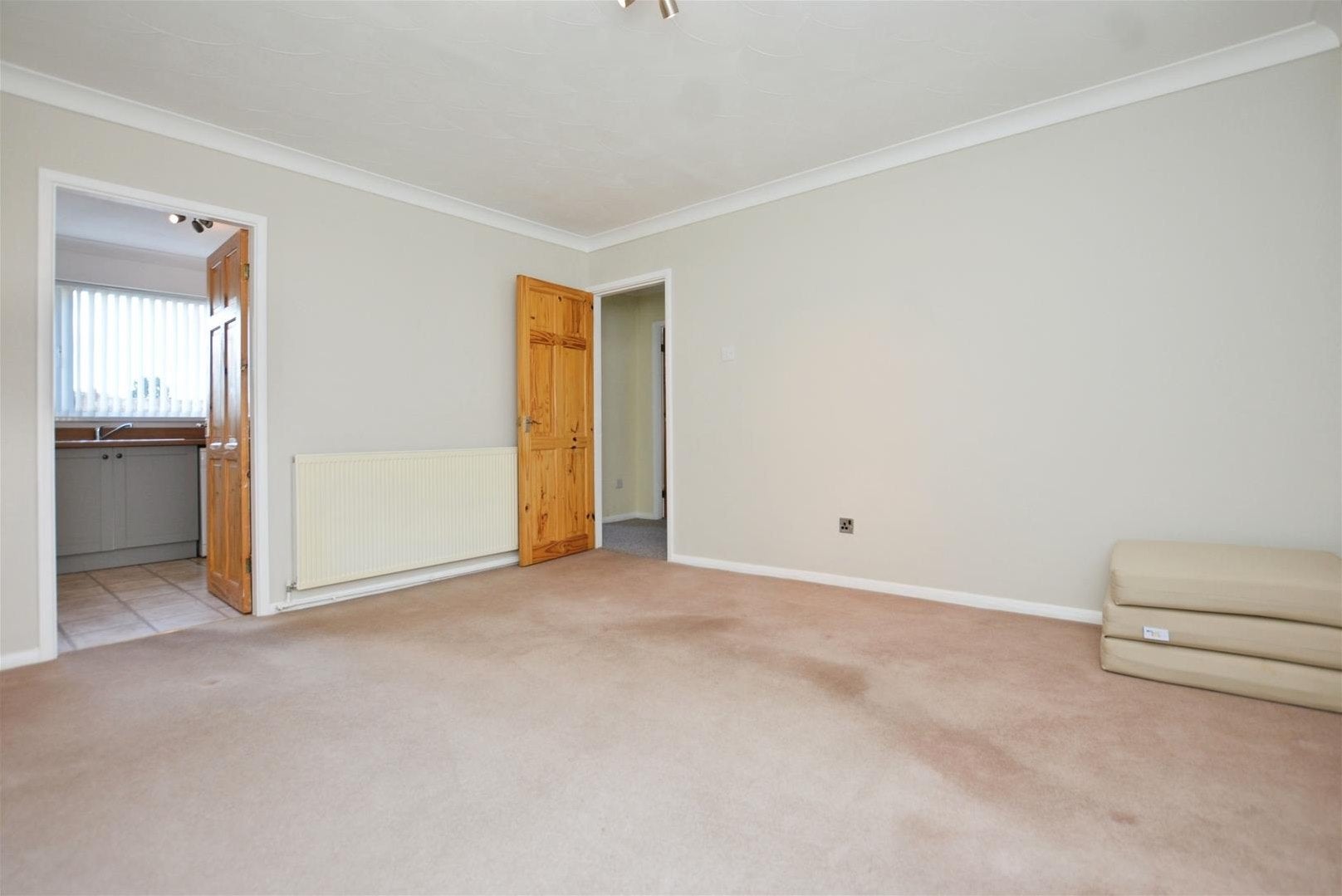 Flat Ancaster Court in Scunthorpe
