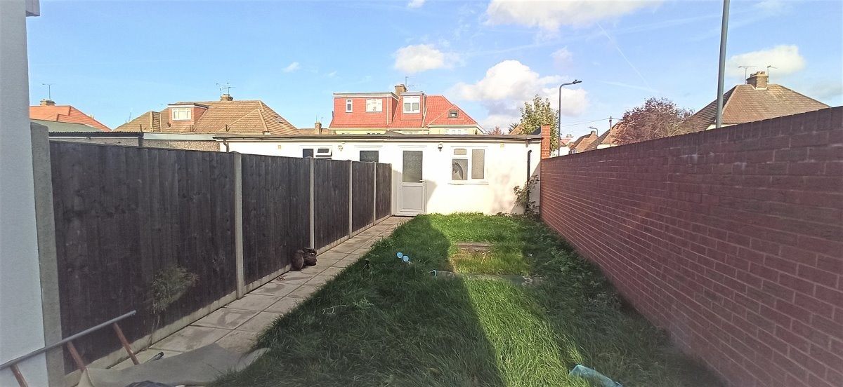 House Victor Grove in Greater London