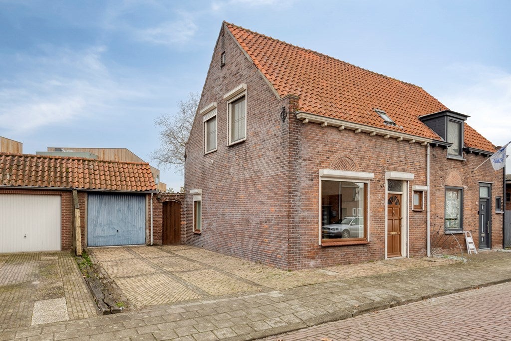 Huis Calandstraat 21 in Sas van Gent