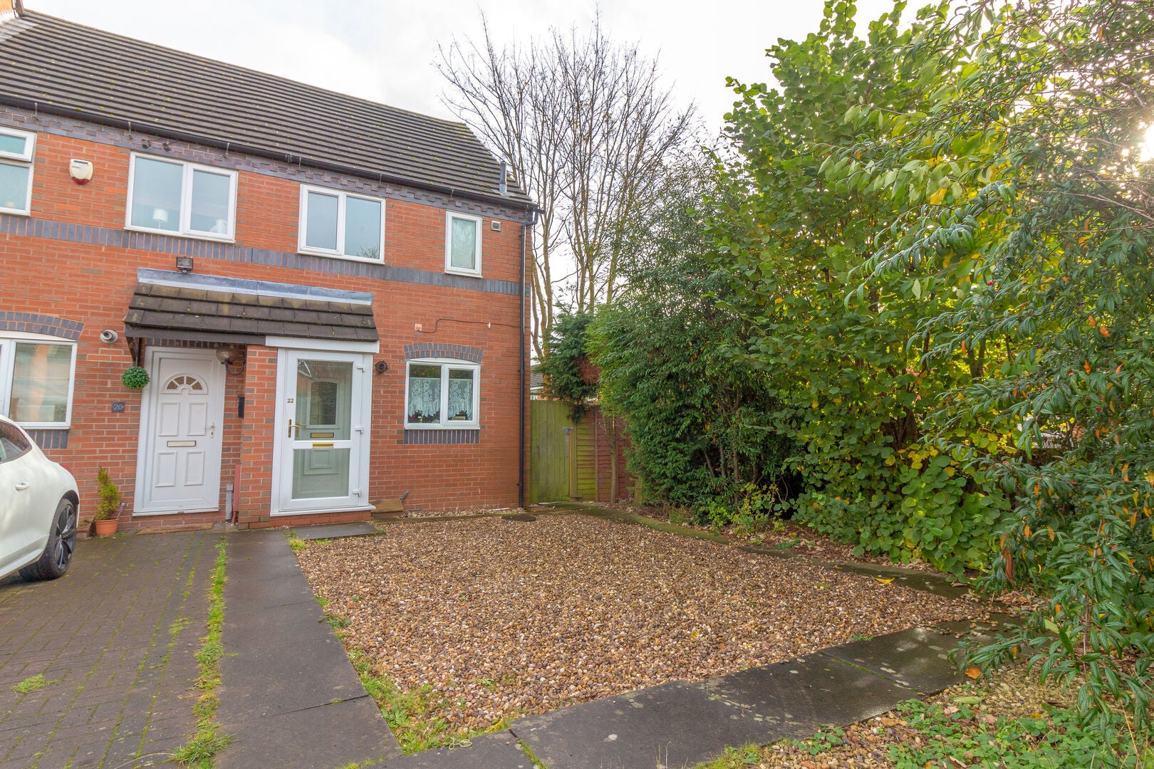 House Brindlefields Way in Sandwell