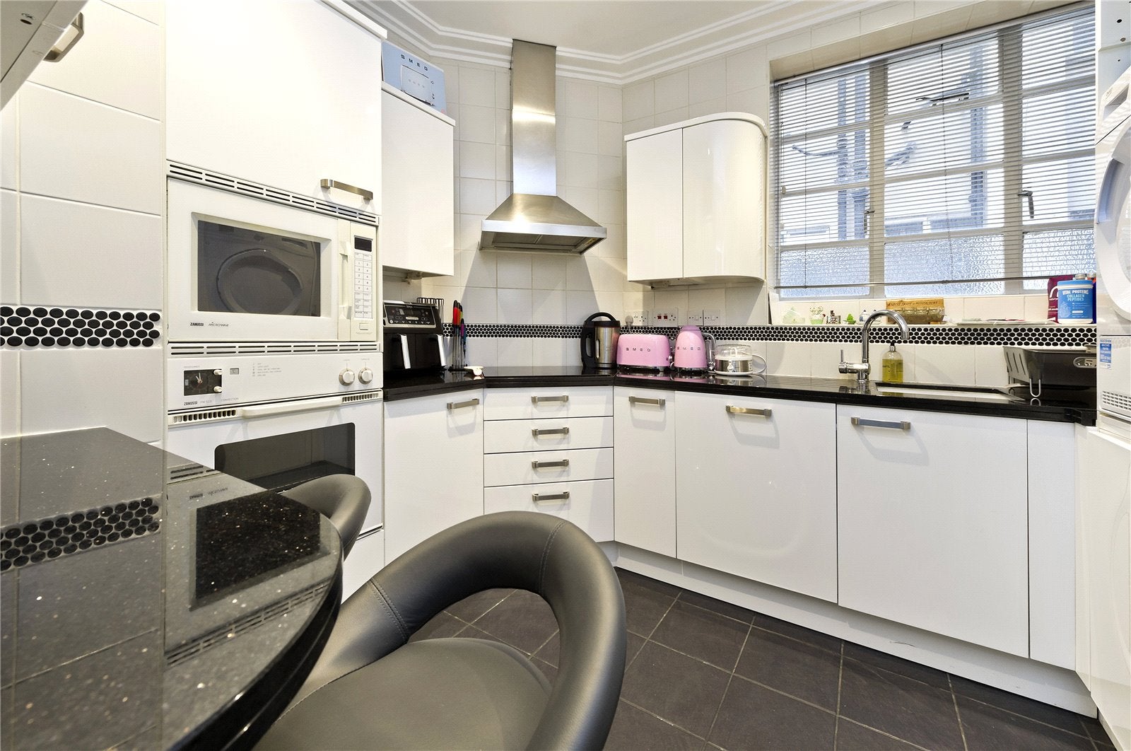 Flat Brompton Road in Greater London