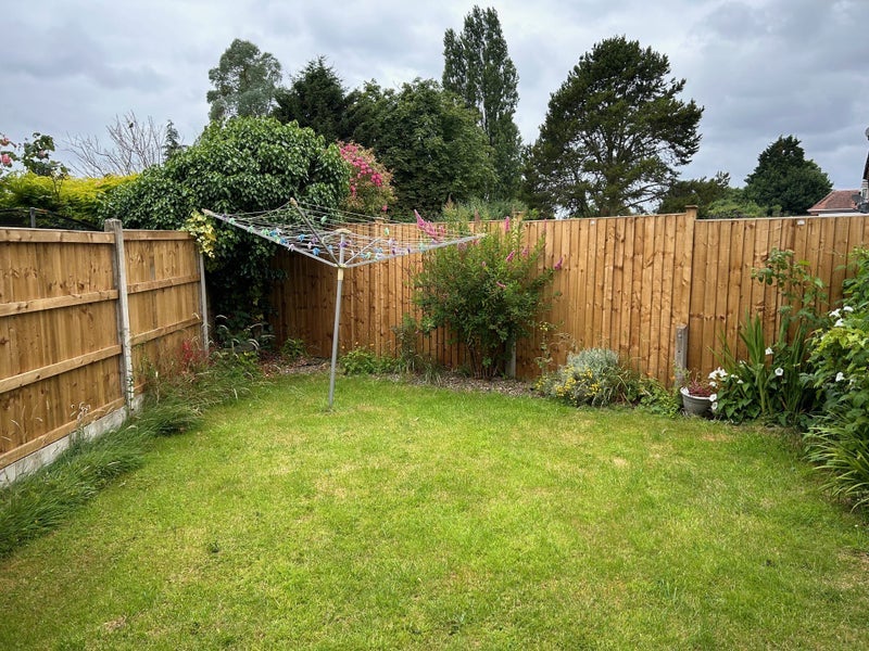 Room Hermitage Road in Metropolitan Borough of Solihull