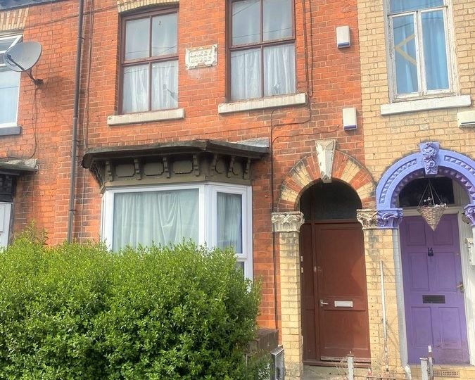 Flat De Grey Street in Hull