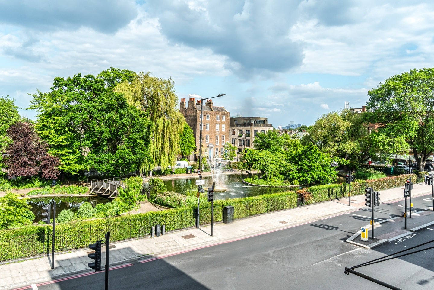 Flat Lower Clapton Road in Greater London
